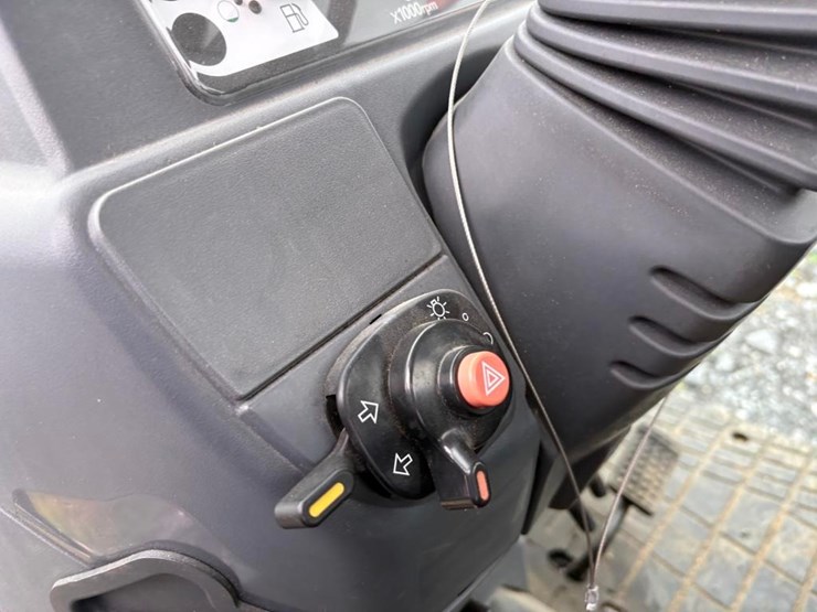 mahindra-3616-image-19