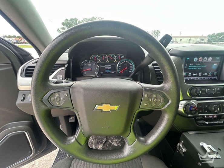 2019-chevrolet-tahoe-image-12