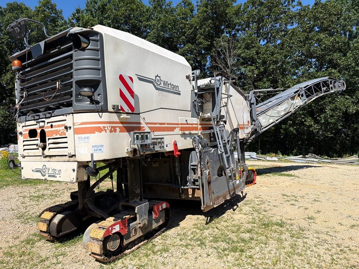 2011-wirtgen-w200-image-1