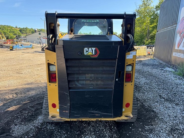 2021-caterpillar-259d3-image-3