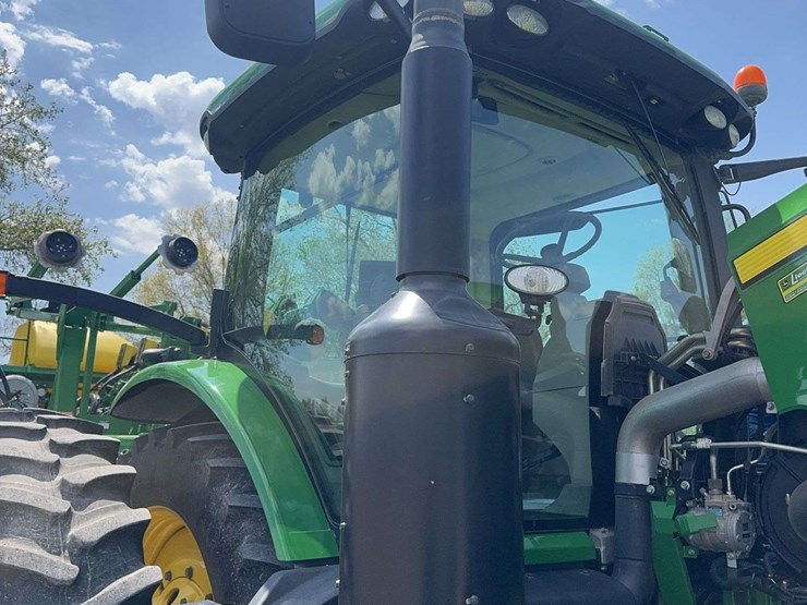 2013-john-deere-8285r-image-8