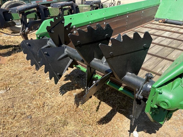 john-deere-34-image-6