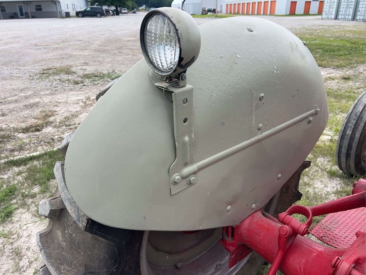 ford-8n-image-37