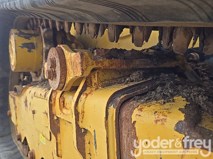 2023-caterpillar-259d3-image-15