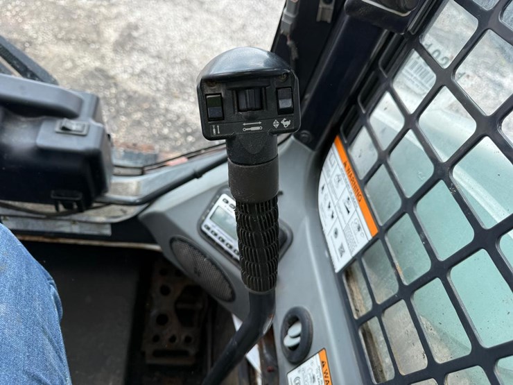 2019-bobcat-s650-image-20