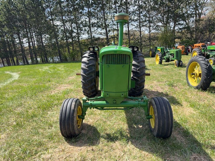 john-deere-4020-image-8