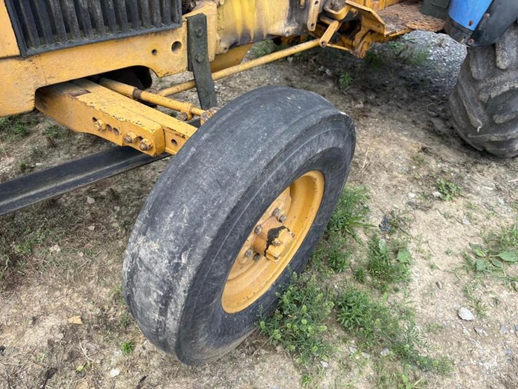 john-deere-301-image-10