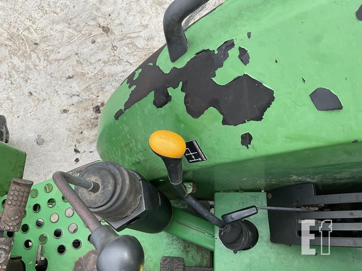 1999-john-deere-5210-image-16