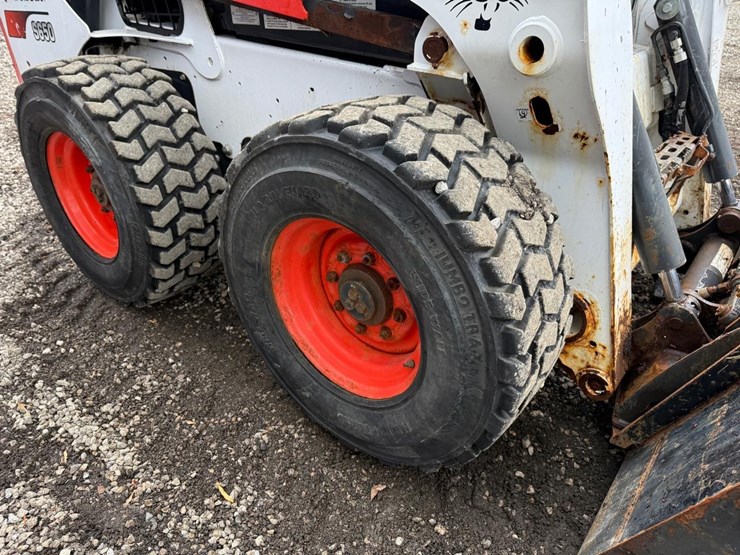 2019-bobcat-s650-image-12