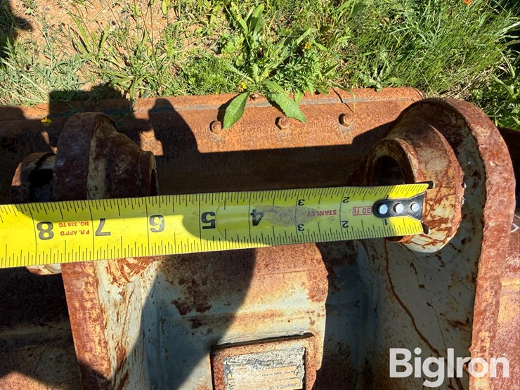 strickland-u1373-42”-excavator-cleanout-bucket-image-20