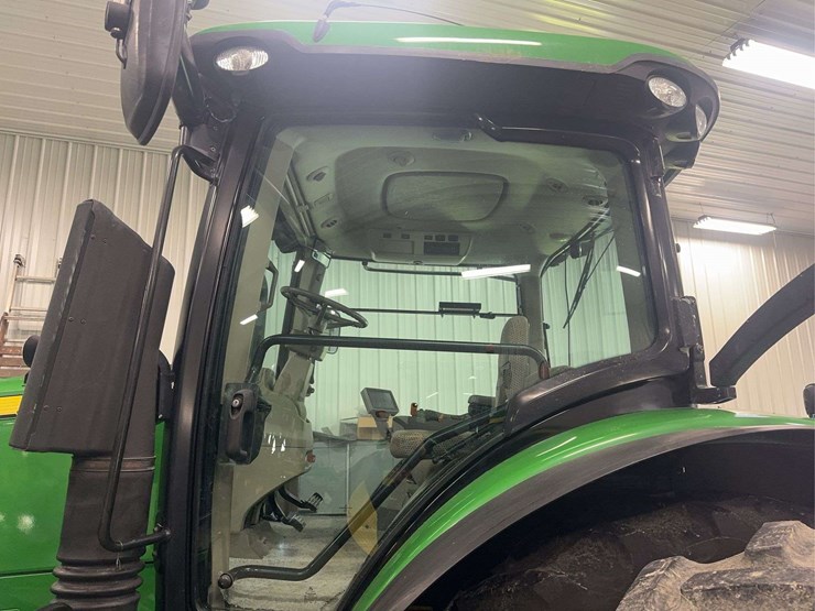 2012-john-deere-7260r-image-76
