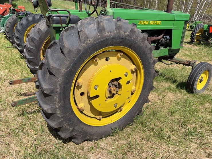 john-deere-70-image-12