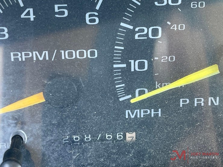 1997-chevrolet-3500-image-14