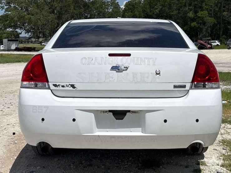 2012-chevrolet-impala-sedan-image-19