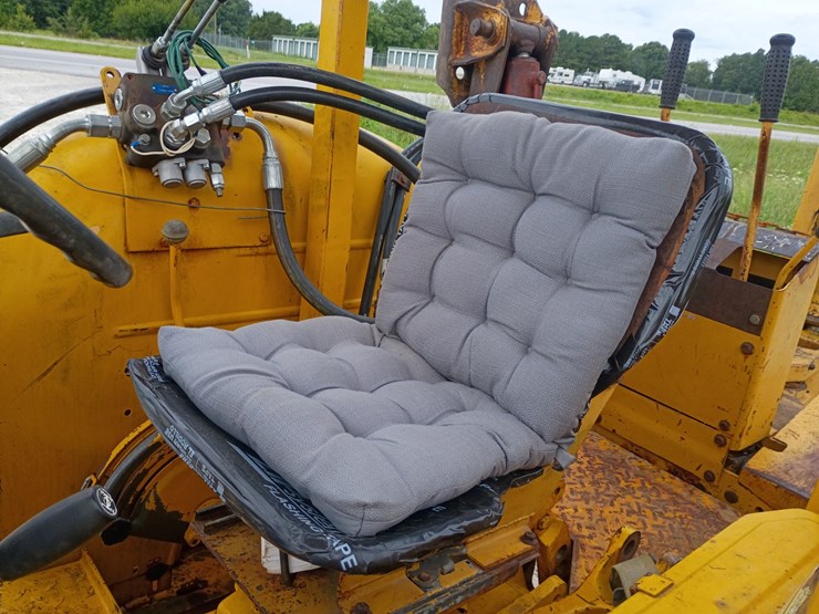 massey-ferguson-50e-image-31