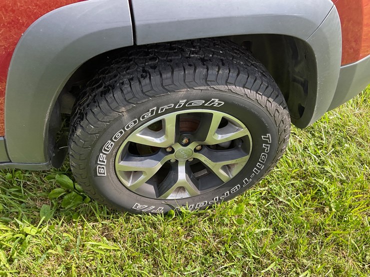 2017-jeep-cherokee-image-9
