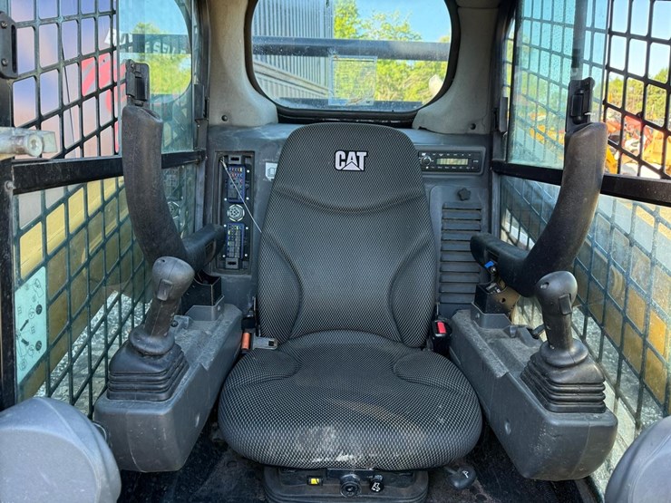 2023-caterpillar-259d3-image-20