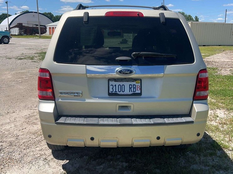 2012-ford-escape-image-4