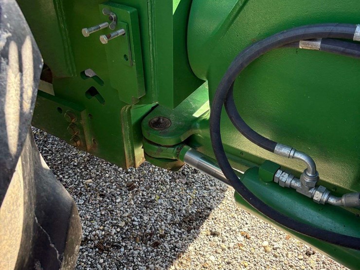 2012-john-deere-9510r-image-32