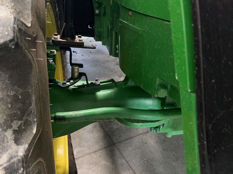 2012-john-deere-7260r-image-82