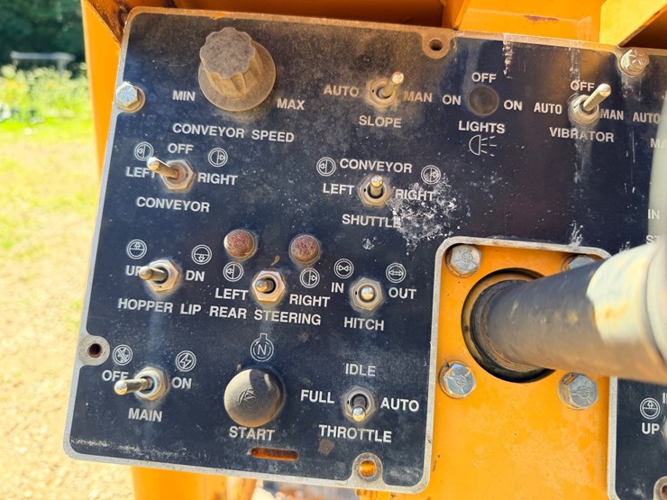 2000-john-deere-6-image-58