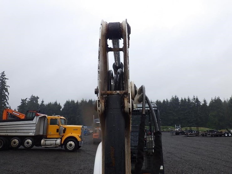 2008-bobcat-335g-image-22