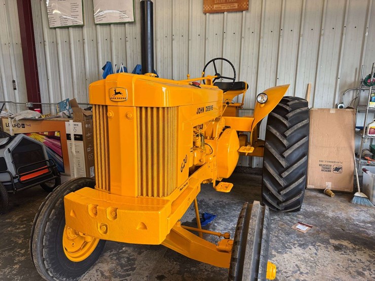 1957-john-deere-620-image-4