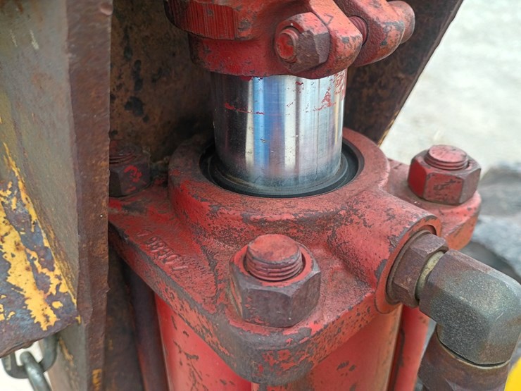 massey-ferguson-50e-image-51