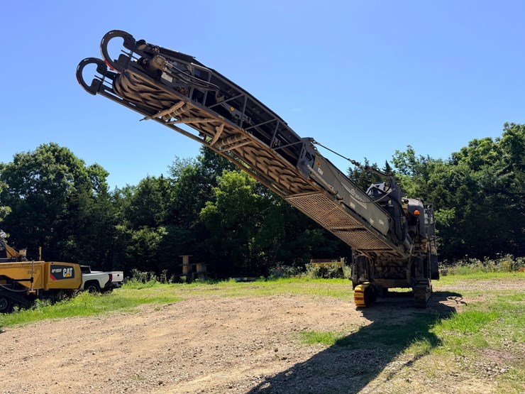 2011-wirtgen-w200-image-8