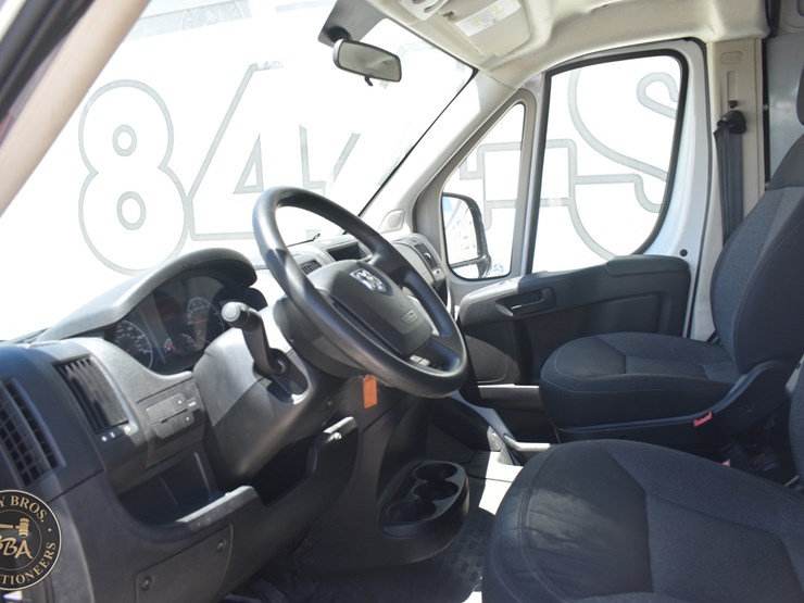 2014-ram-promaster-1500-image-49
