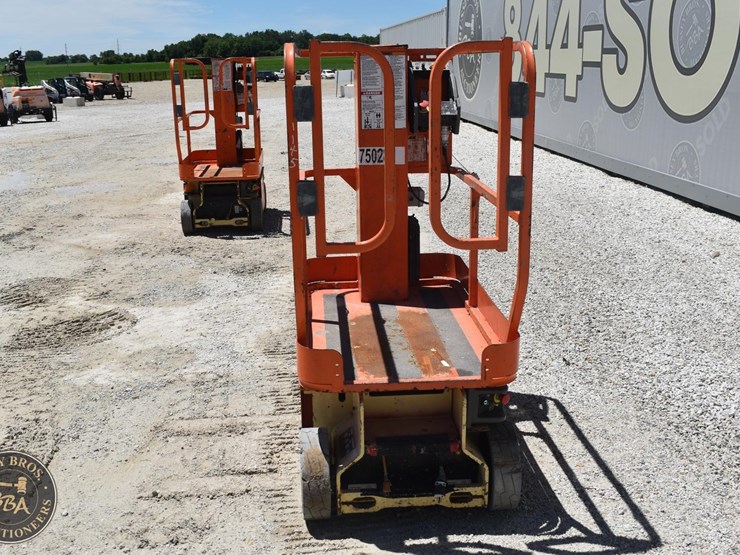 jlg-1230es-image-6