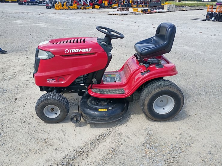 troy-bilt-bronco-image-2