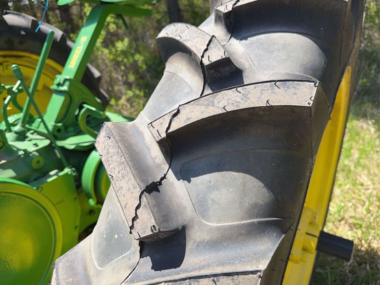 john-deere-b-image-22