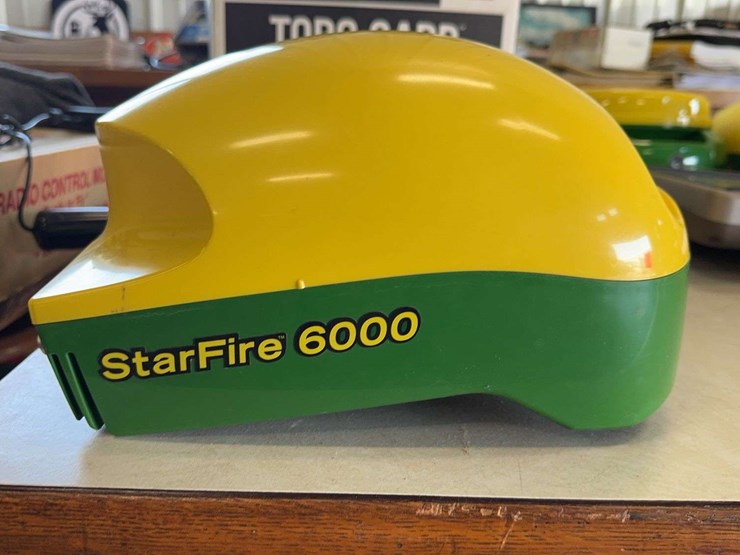 2020-john-deere-2020-image-1