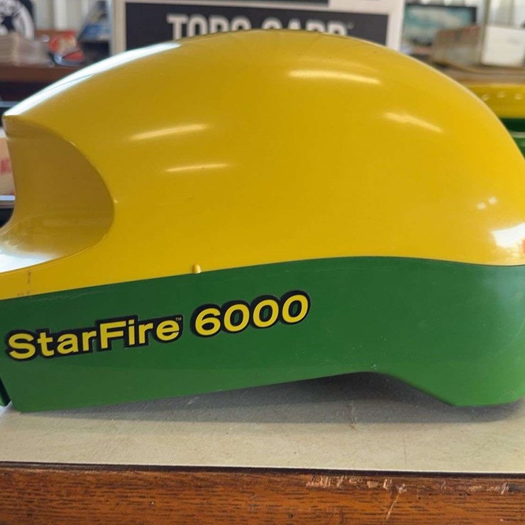 2020 JOHN DEERE 2020