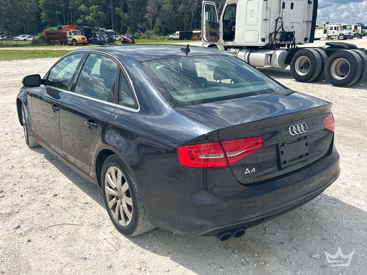2016-audi-a4-sedan-image-4