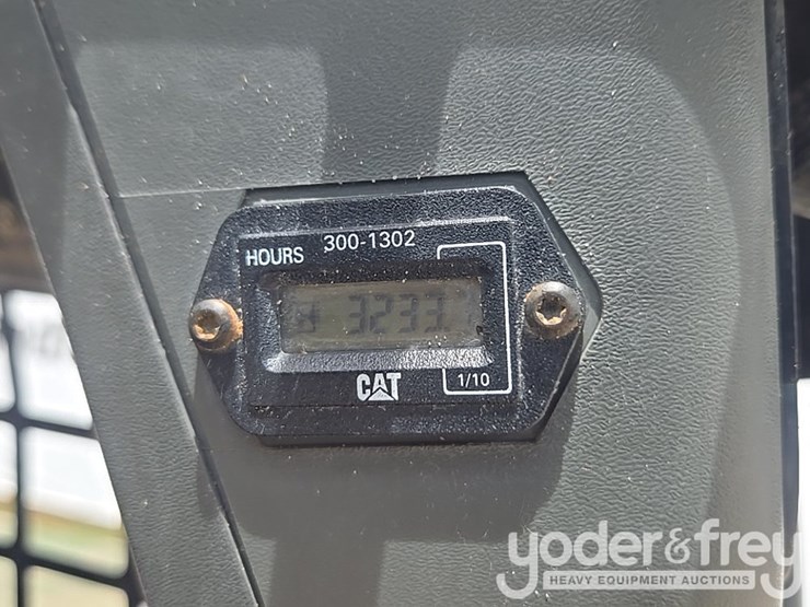 2011-caterpillar-257b3-image-49