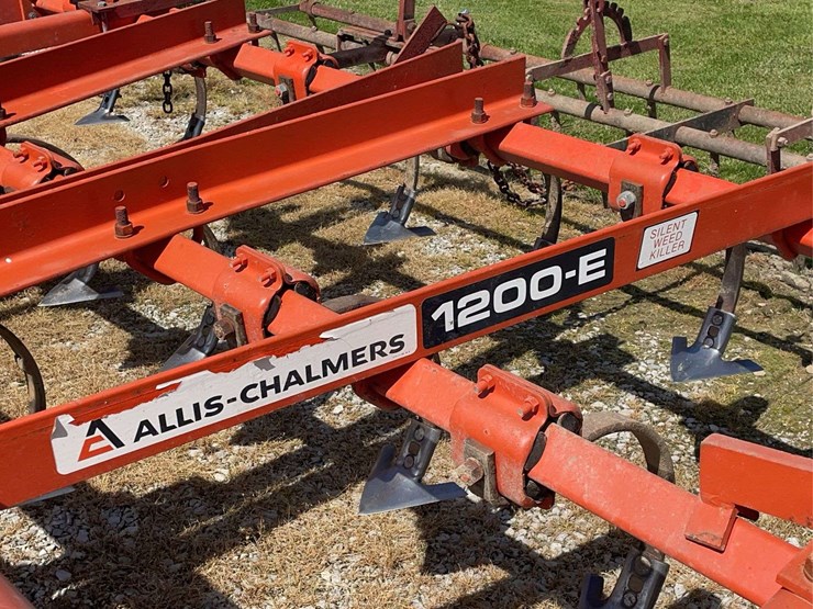 allis-chalmers-1200-e-image-3