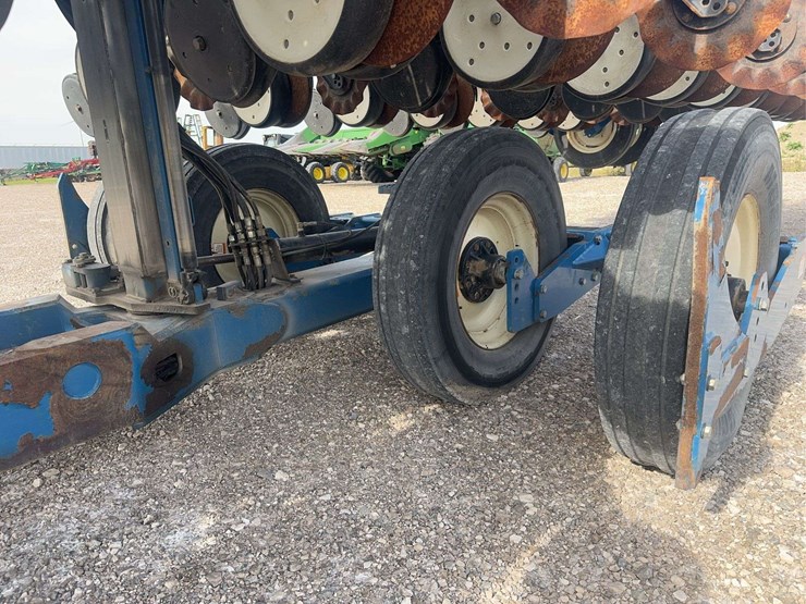kinze-3650-image-22