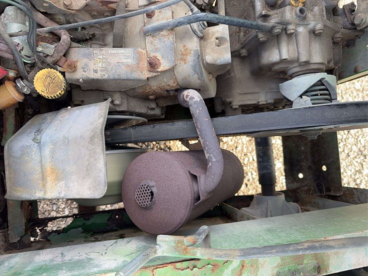 john-deere-gator-image-26