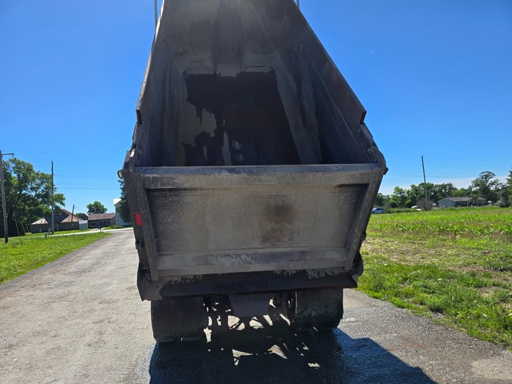 2018-western-star-4700-image-54