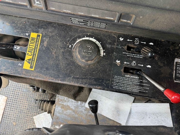 1982-john-deere-7720-image-26