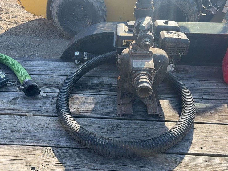banjo-pump-with-predator-gas-engine-and-2”-hose-9’-long-image-4