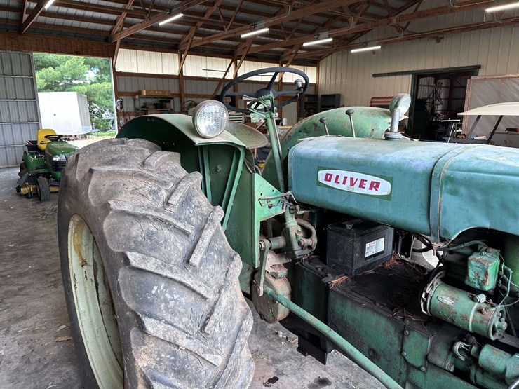 oliver-990-image-9