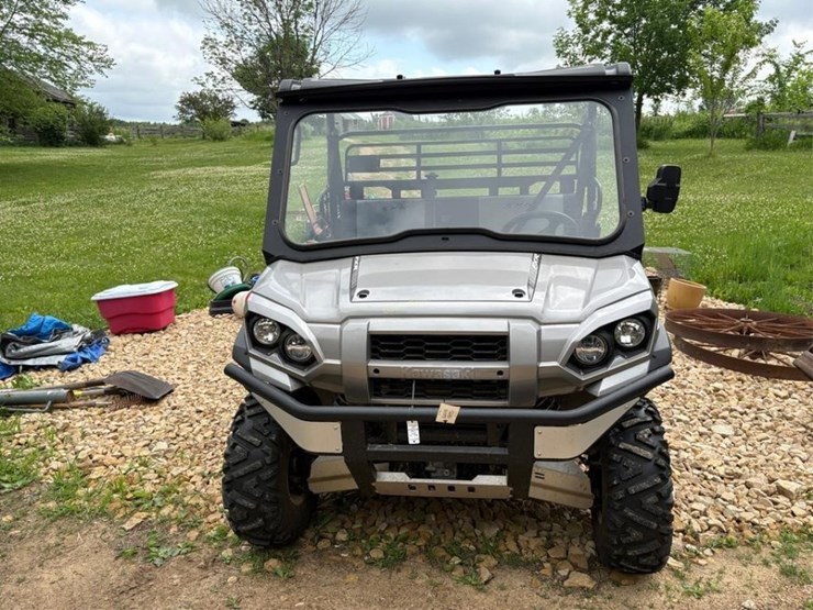 2020-kawasaki-mule-820-pro-fxr-utv-image-2