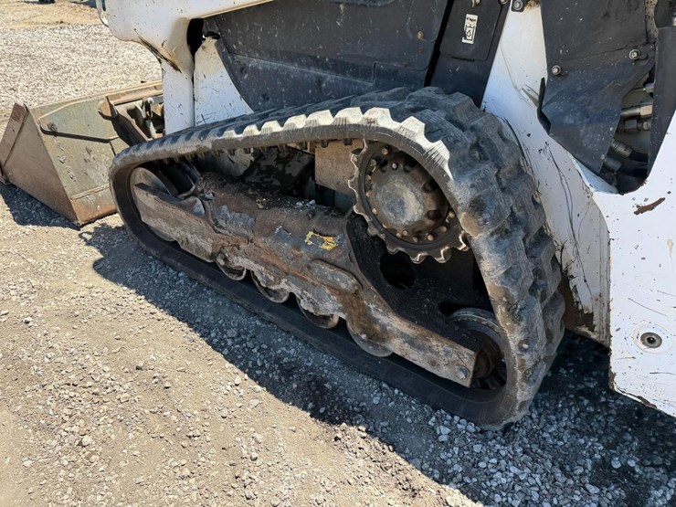 2022-bobcat-t62-image-17