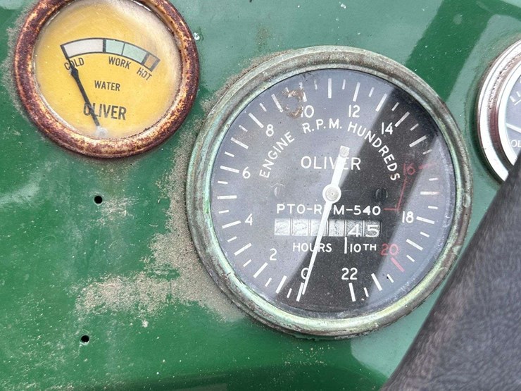 1957-oliver-super-55-image-29