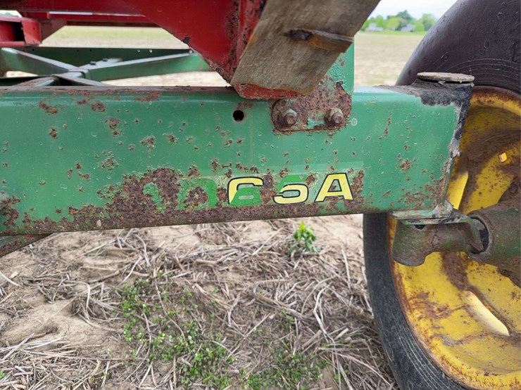 john-deere-1065a-image-3