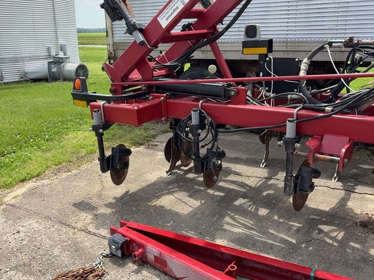 15-knife-nh3-bar,-3pt-or-pull-type-image-5