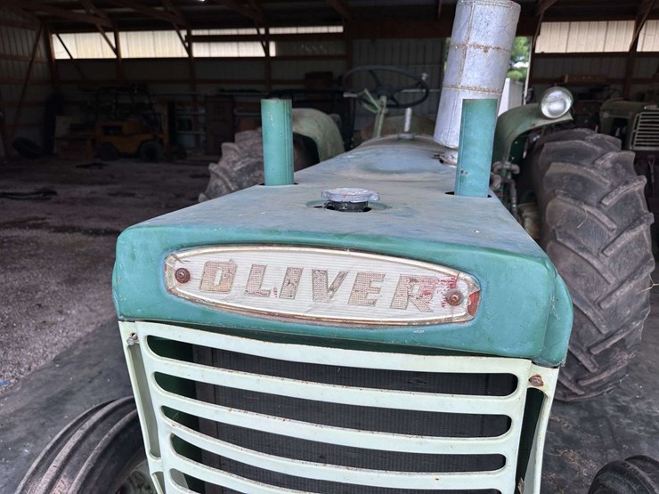 oliver-990-image-3